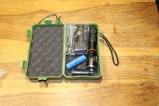 Taschenlampe - 2 Stück - LED - bis 1000 Lumen