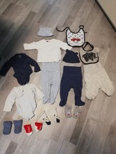 Jungen Bekleidungspaket Gr. 50/56 Hose Pullover Lätzchen Body Mütze H&M