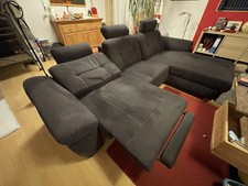 Relaxsofa Ecksofa Schlafsofa mit elektrisch Verstellbarer Ottomane