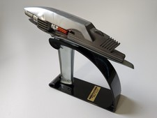 QMX - Star Trek Into Darkness Phaser - Original Replica