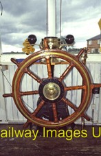 Foto-Steam Tug Kerne auf Acton Brücke-Steuerrad c1990