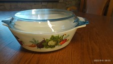 PYREX  Auflaufform mit Deckel, rund mit Blumenmuster