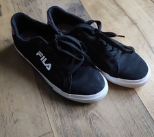 FILA Turnschuhe Schwarz, Neuwertig,Gr. 39