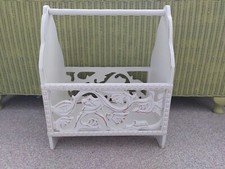 Shabby-Chic cremefarbenes Holzmagazin/Papiergestell.31,5 cm 36 cm x 19 cm.