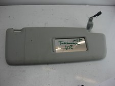 VW Touran 1T  Sonnenblende Beleuchtet grau vorne rechts mit Spiegel 1T0857552F