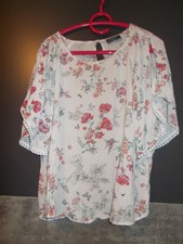 schöne leicht Viskose Sommerbluse Gr.40 in weiß-rot von Yessica wenig getragen