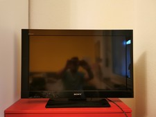 Sony Bravia Fernseher KDL 32BX300 LCD Digital Colour TV