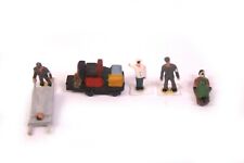 3 tlg. Set Modellbahn Figuren Sanitäter Polizist Kofferwagen 50er Jahre Spur H0