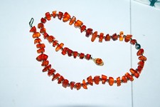 Ansprechend Bernstein-Imitat Kette, neu, schöner Verschluß