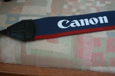 TRAGEGURT KAMERAGURT TRAGERIEMEN zBf. Canon EOS 10 50 300 500 600 650 700 1000 d