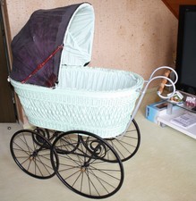 Antiker, großer Kinderwagen von Naether ca. um 1900,  Hoch 1,40, Lang 1,19 