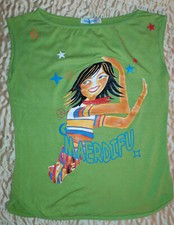 MAERDIFU MÄDELS T-SHIRT MIT APPLIKATION TANZENDE BRÜNETTE GRÜN ELASTISCH S/M