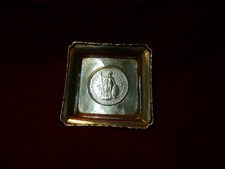 1929 Trade Dollar Silbermünze. Set im Silbertablett aus Hongkong