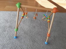 Spielbogen aus Holz für das Baby, Platz sparend zu verstauen mit Anleitung