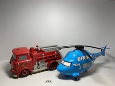 Disney Pixar große Dinoco KING Hubschrauber & großes Feuerwehrauto-kariert Description