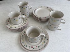 Frühstücksgeschirr Kaffeegeschirr Set Teller Tasse Untertasse 6 Pers.
