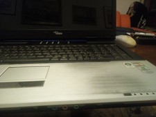 Fujitsu Siemens Amilo Xa2528 2 GB Ram 500 GB HDD 17 ZOLL -defekt-