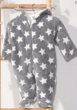 kuschelweicher Teddy Plüsch Overall Fleeceanzug mit Sternen und Kapuze 