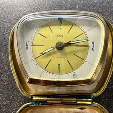 Reisewecker Schatz 7 Jewels 50er nicht funktionsfähig ? Ersatzteile ?