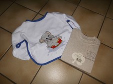 Baby Paket Schuhe Gr. 22, T-Shirt beige Gr. 74/80, Lätzchen mit Ärmel +Spiel