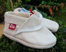 Pololo Klassik Krabbelschuhe Taufschuhe Schläppchen öko Leder weiß Gr. 22/23 Neu