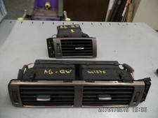 Audi Allroad 2,5 TDI quattro 2x Luftdüse Mitte 4B1820951 rechts 4B1820902