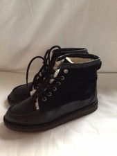 Damen UGG schwarz & Wildleder SCHNÜRSTIEFELETTEN Größe UK 4