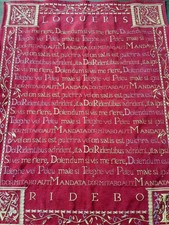 Wandbehang Latin Saying werfen (Wall Hanging) Rot/Gold 162cm x 125cm loqueris