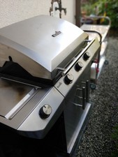 Char Broil Gasgrill Modell # 468100415 gebraucht, defekt