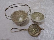 3 tlg. Konvolut Metall Geflecht und Glas - Teesieb Schale Körbchen - Vintage