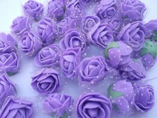 50 lila Mini Foam Rosen im Tüllmantel Deko Hochzeit Tischdeko Schaumstoff