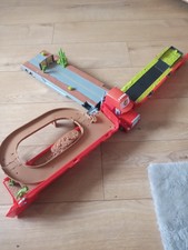 Disney Pixar Autos großer Mack LKW Kühlerfedern Spielset