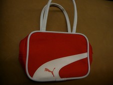 kleine Puma Tasche Täschchen rot Weiß Handtasche Schminktasche Reißverschluß