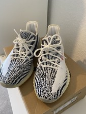EU Größe 46 - adidas Yeezy Boost 350 V2 Zebra