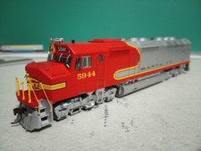 Athearn Genesis G67540 EMD F45 Spur Santa Fe HO Diesellok gebraucht/verpackt