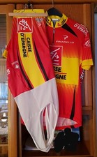 Ein Radkomplett von Caisse D'epargne