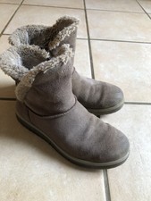 Schöne, gefütterte Winterstiefel lilagrau, glitzernd von Superfit,  Größe 33
