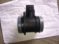 BOSCH 0280218075 Luftmassenmesser für BMW E81 E87 116i