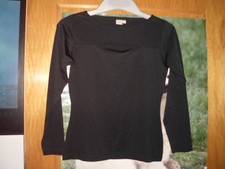 schönes elegantes Shirt mit Schlitz oberhalb von more & more Gr. S TOP Zustand