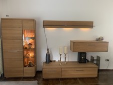 Wohnzimmer Schrank, Regal, TV-Schrank und Bar in Eiche Massiv mit Beleuchtung