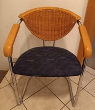 Bequemer Armlehnen - Stuhl mit Rückenlehne aus Korb, blau,  50 cm Sitzhöhe