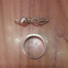 585 Gold Bruchgold 7,8 Gramm Ring und Anhänger