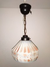 alte Lampe, Deckenlampe, Schirm Milchglas mit Muster, Halter Bakelit