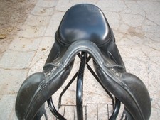 Dressursattel Equipe Orakel 17,5 Zoll Sattel für Pony