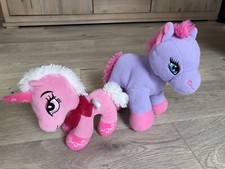 2 so süße Einhorn Pferd Kuscheltiere Stofftiere Plüschtiere rosa lila 28 + 20cm 