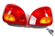 Ford Fiesta MK IV Rückleuchten Rücklichter Bremslichter links rechts 96FG-13N004