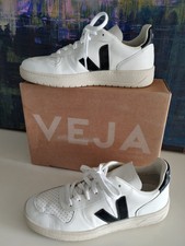 VEJA Sneaker Gr. 39 / Extra White-Black / Leder / kaum getragen / mit Karton