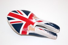 ISM Adamo Time Trial Bike Fahrrad Sattel 130mm x 240mm Titan Union Jack