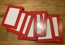 10 Bilderrahmen 13x18 von ikea (Nyttja), 9x rot, 1x blau