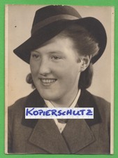 org. Foto: Wehrmacht Portrait junge Frau Uniform RAD Arbeitsdienst Arbeitsmaid